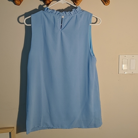 Ruffle tank top - Picture 3 of 3